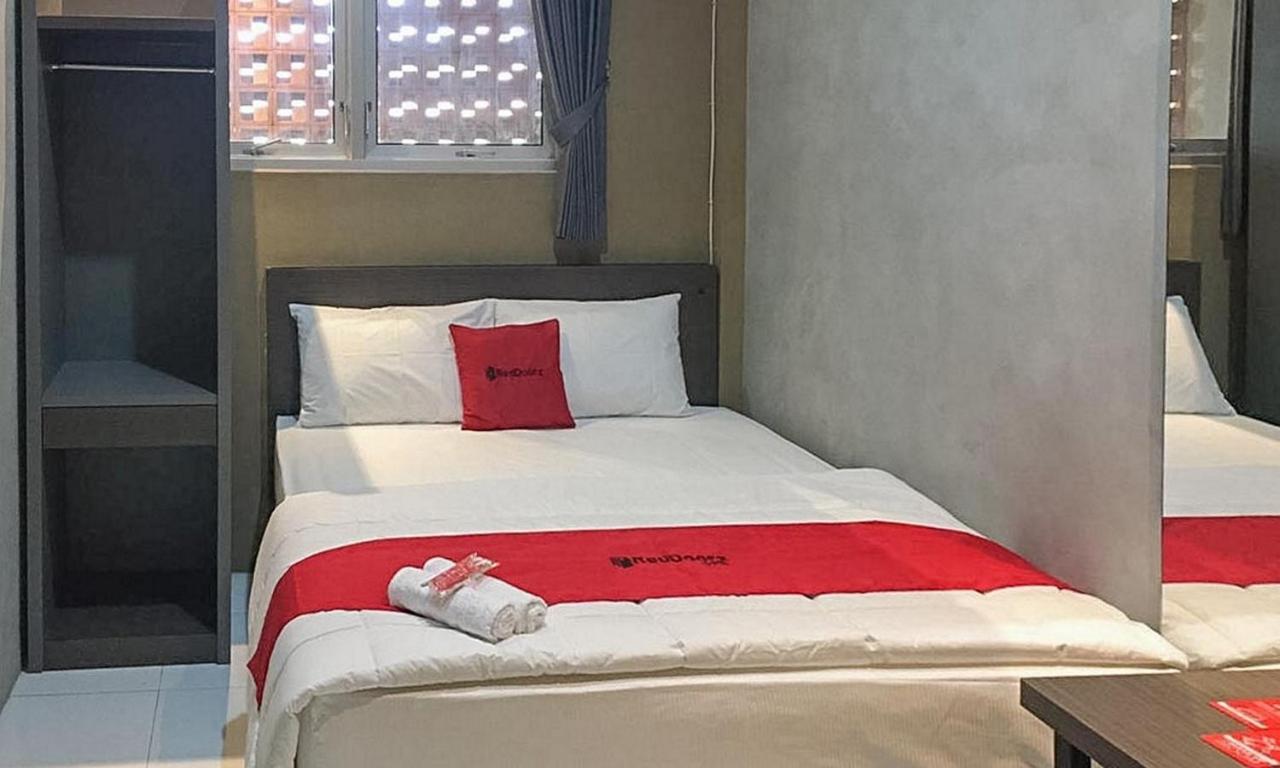 Reddoorz Near Wisata Paribendo Lawang Hotel Екстериор снимка