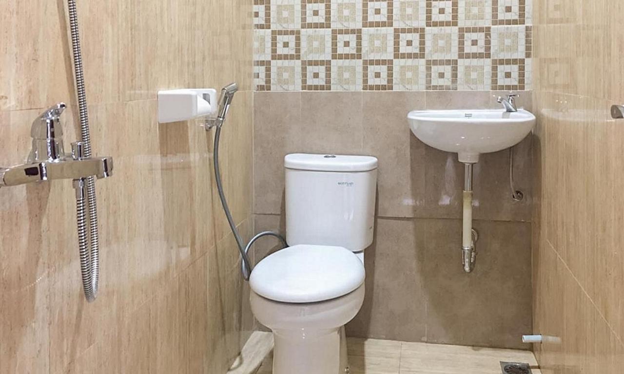 Reddoorz Near Wisata Paribendo Lawang Hotel Екстериор снимка