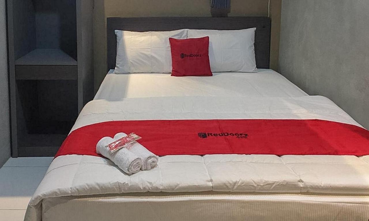 Reddoorz Near Wisata Paribendo Lawang Hotel Екстериор снимка